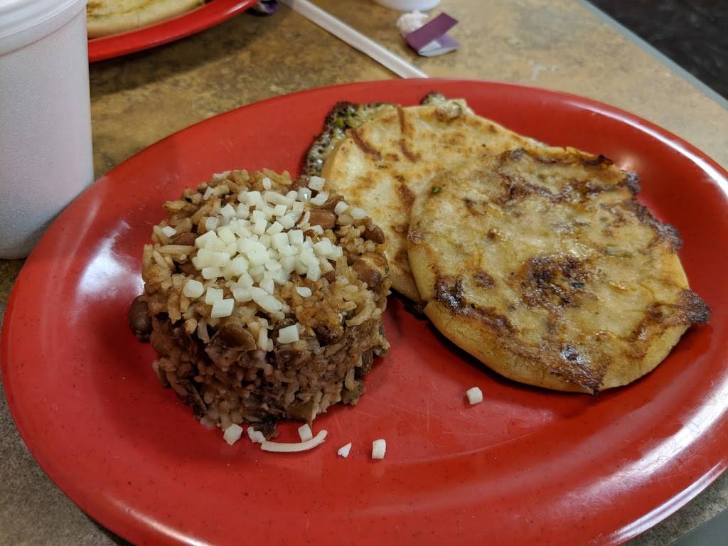 Pupusita Express | restaurant | 1114 N Cedar Lake Rd, Round Lake Beach, IL 60073, USA | 8475505325 OR +1 847-550-5325