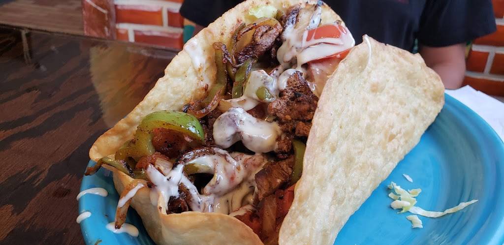 Don Cinco de Mayo Cantina | restaurant | 918 E McCoy Blvd, Tomah, WI 54660, USA | 6083744599 OR +1 608-374-4599