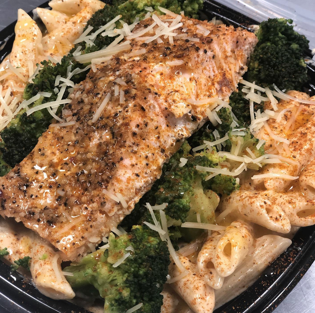 DeeOs Seafood Midtown | restaurant | 711 E Pkwy S, Memphis, TN 38104, USA | 9019070245 OR +1 901-907-0245