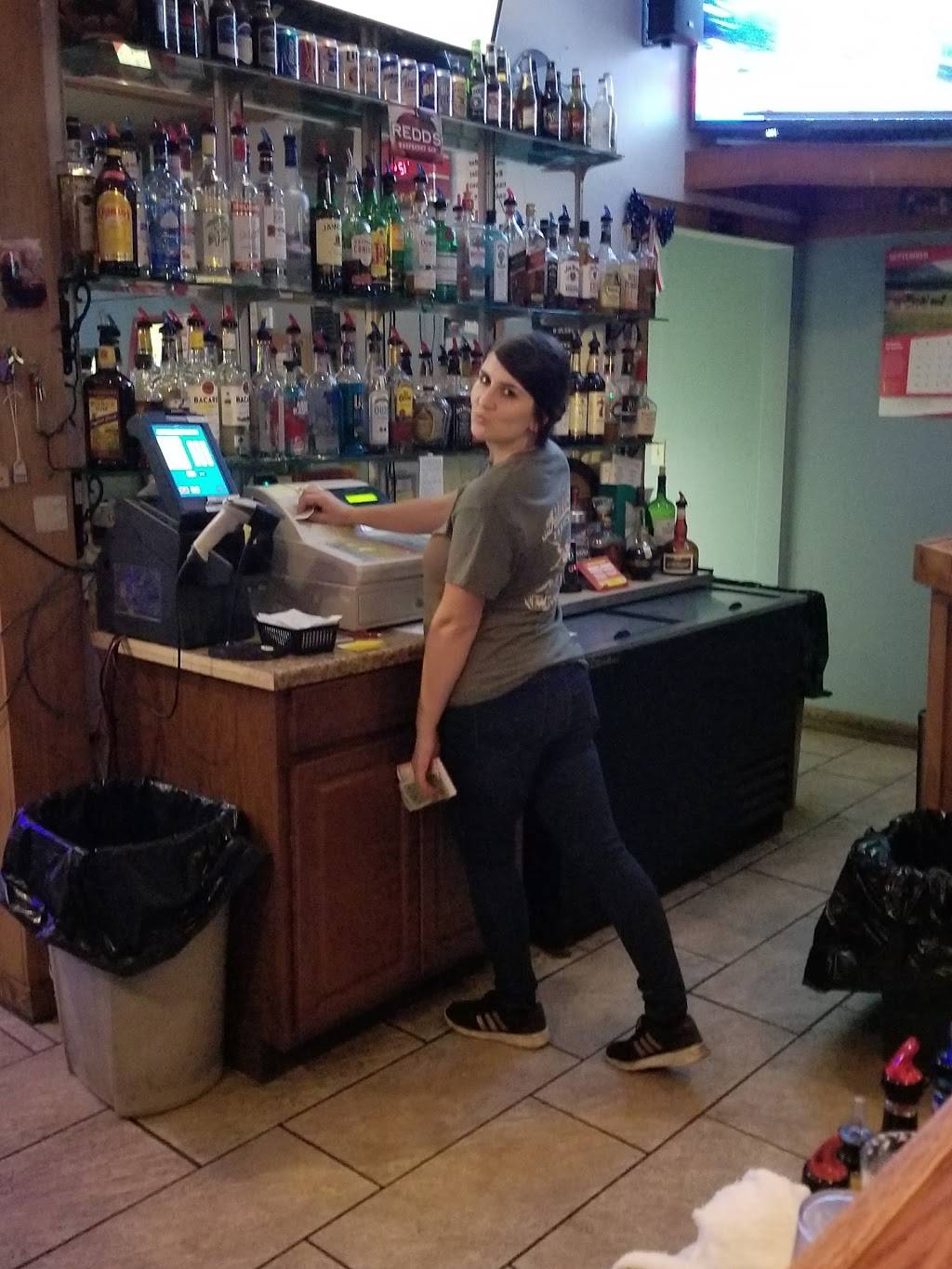 Wild Wings Restaurant & Lounge | restaurant | 9055 W, OH-2, Oak Harbor, OH 43449, USA | 4198982328 OR +1 419-898-2328