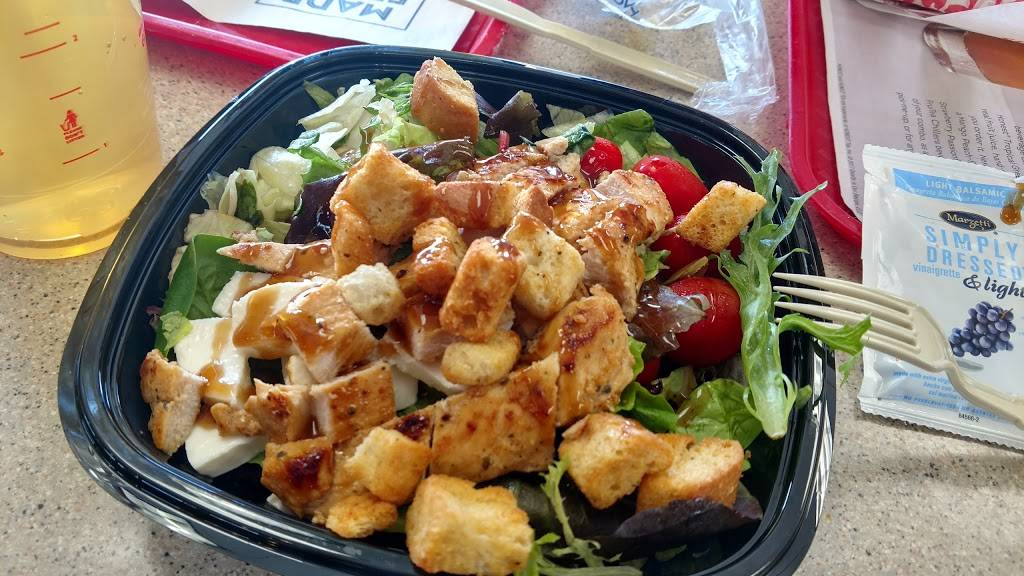 Wendys | restaurant | 6201 Montana Ave, El Paso, TX 79925, USA | 9157785729 OR +1 915-778-5729