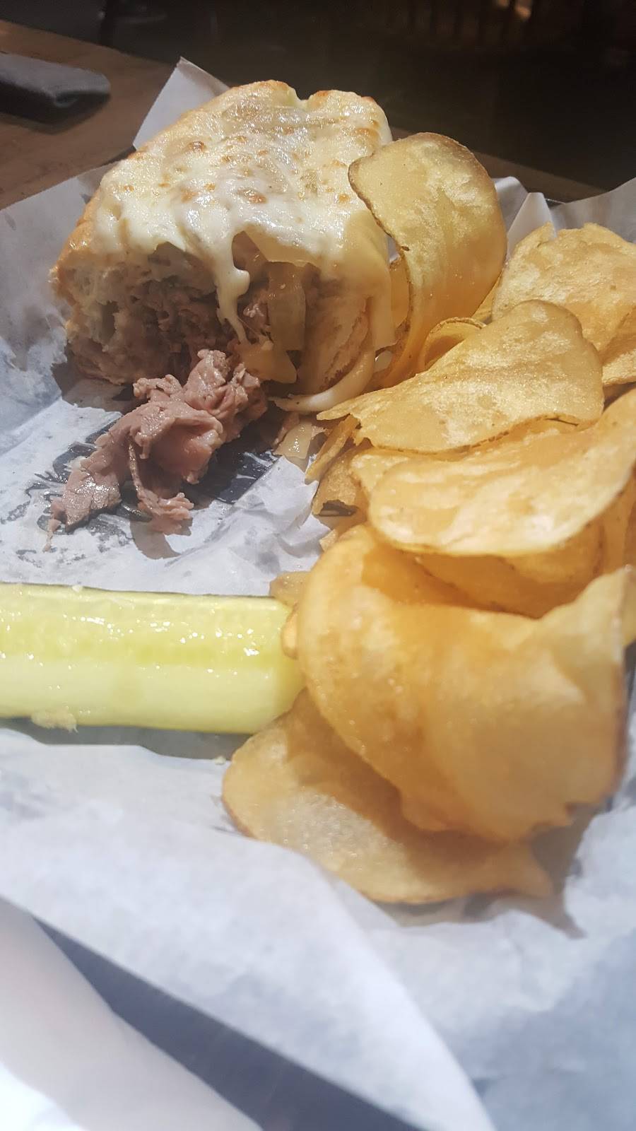 Earle of Sandwich Pub | meal takeaway | 1 N Forest Beach Dr, Hilton Head Island, SC 29928, USA | 8437857767 OR +1 843-785-7767