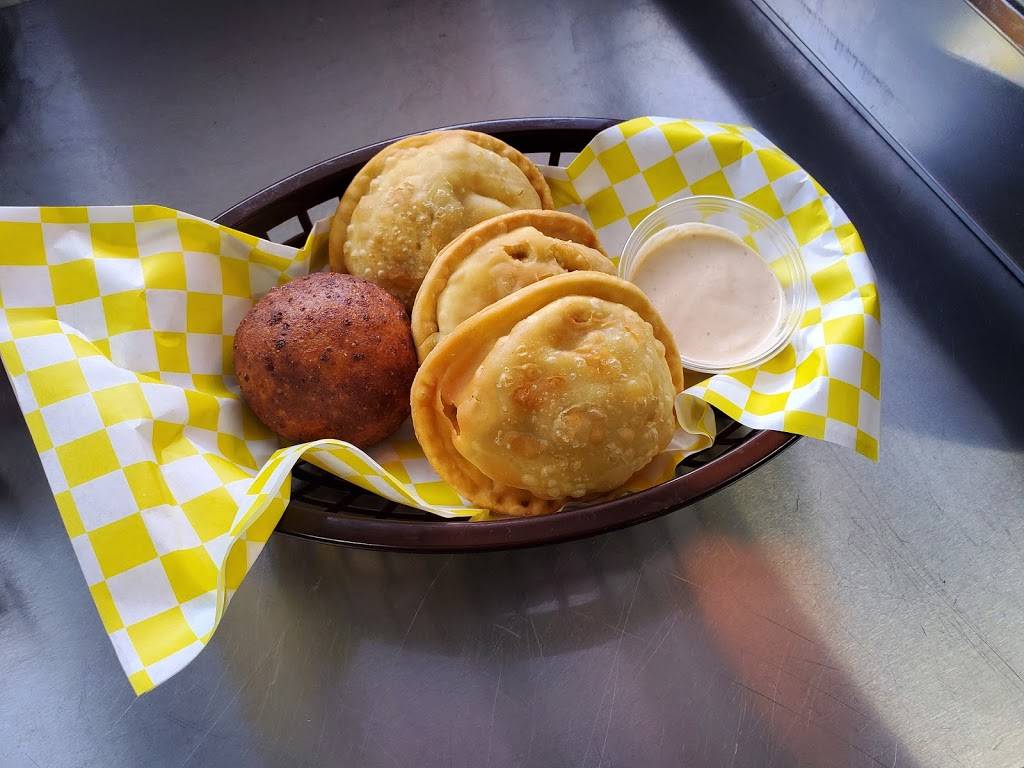 Sr. Arepa | restaurant | 8103 S Orange Ave, Orlando, FL 32809, USA | 4077735971 OR +1 407-773-5971