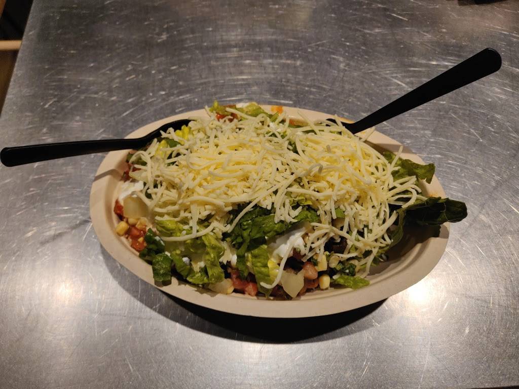 Chipotle Mexican Grill | restaurant | 3737 Merle Hay Rd #100, Des Moines, IA 50310, USA | 5159744300 OR +1 515-974-4300