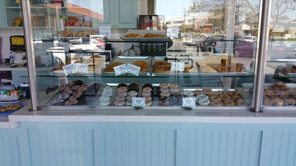 Redondough | bakery | 1218 Beryl St, Redondo Beach, CA 90277, USA | 4243042773 OR +1 424-304-2773