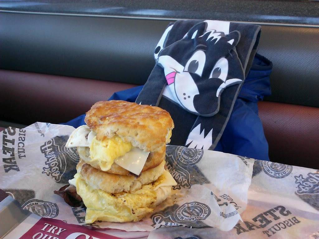 Hardees | restaurant | 340 Dove Run Centre Dr, Middletown, DE 19709, USA | 3024492036 OR +1 302-449-2036