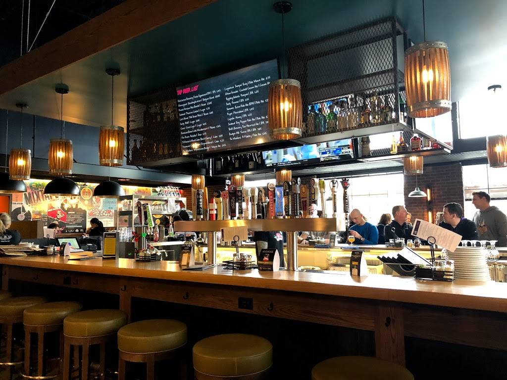 Pizza Lucé | restaurant | 11347 Viking Dr, Eden Prairie, MN 55344, USA | 9529994244 OR +1 952-999-4244