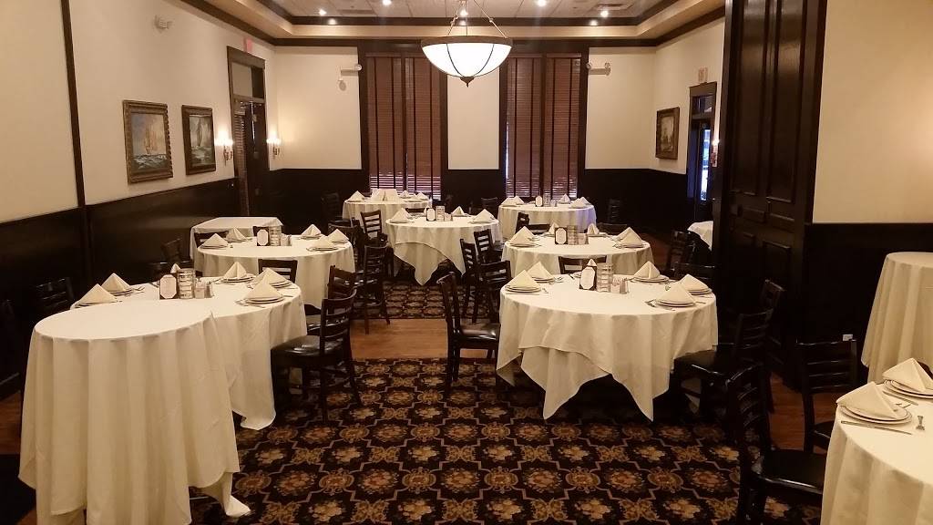 Maggianos Little Italy | restaurant | 3333 Bristol St, Costa Mesa, CA 92626, USA | 7145469550 OR +1 714-546-9550