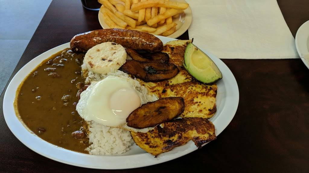 La Cucharita Colombian Restaurant | restaurant | 15132 Old Hickory Blvd, Nashville, TN 37211, USA | 6159678625 OR +1 615-967-8625