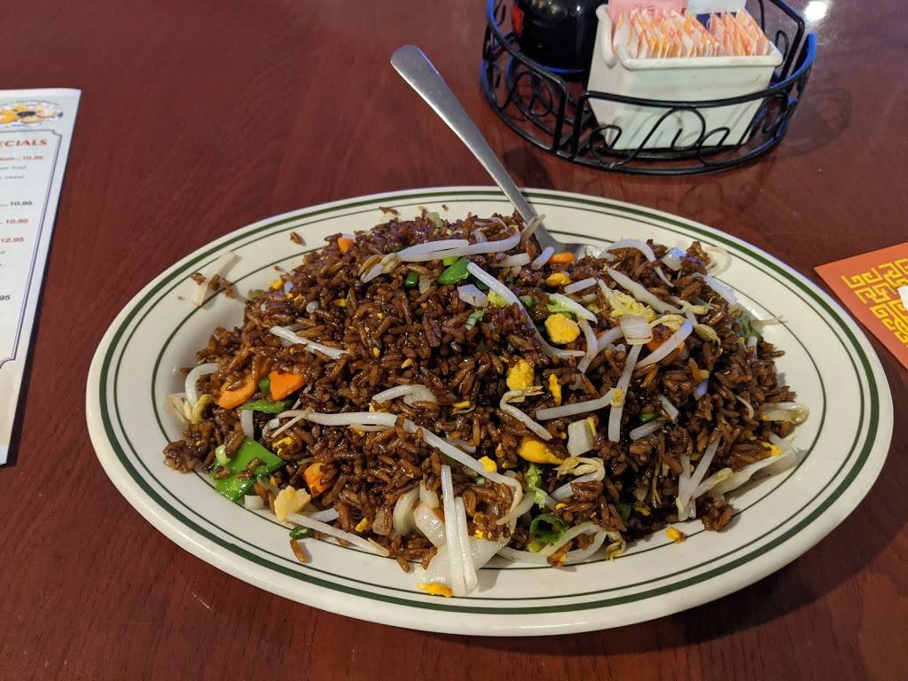 3 Fortunes Restaurant | restaurant | 179 Willow St, Waltham, MA 02453, USA | 7818918899 OR +1 781-891-8899