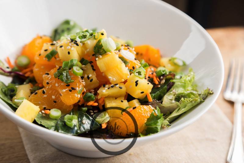 Cafe Bee | restaurant | 239 W 72nd St, New York, NY 10023, USA | 2127122227 OR +1 212-712-2227