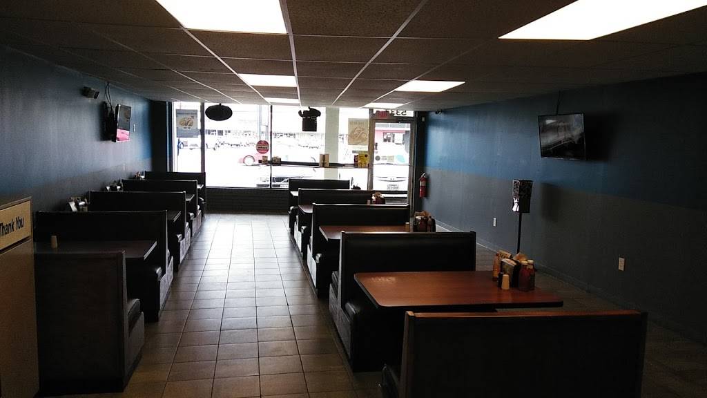 Greek Gyro Mediterranean Grill | restaurant | 5337 Charlotte Ave, Nashville, TN 37209, USA | 6154244242 OR +1 615-424-4242