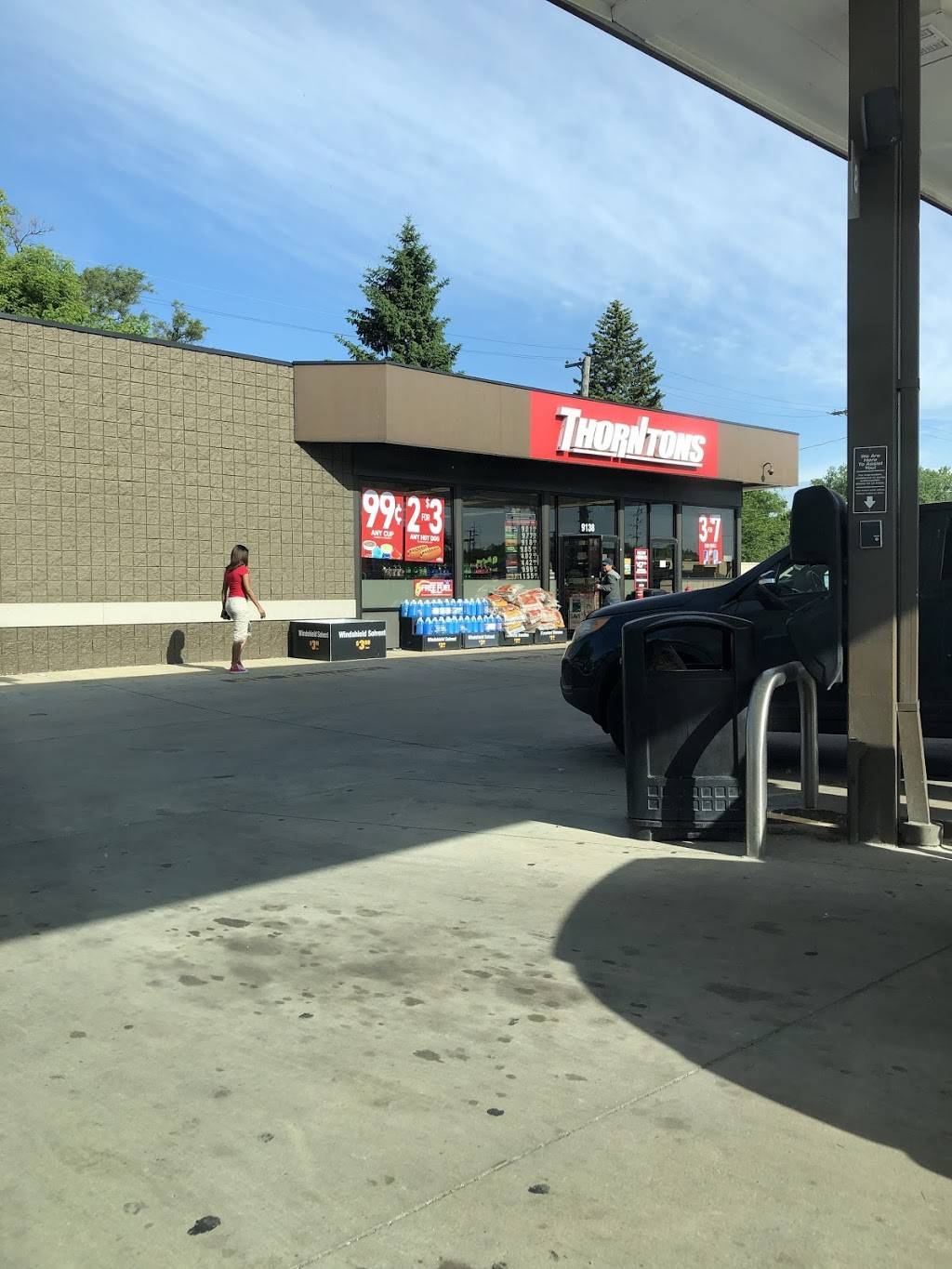 Thorntons | bakery | 9138 S Cicero Ave, Oak Lawn, IL 60453, USA | 7082290708 OR +1 708-229-0708