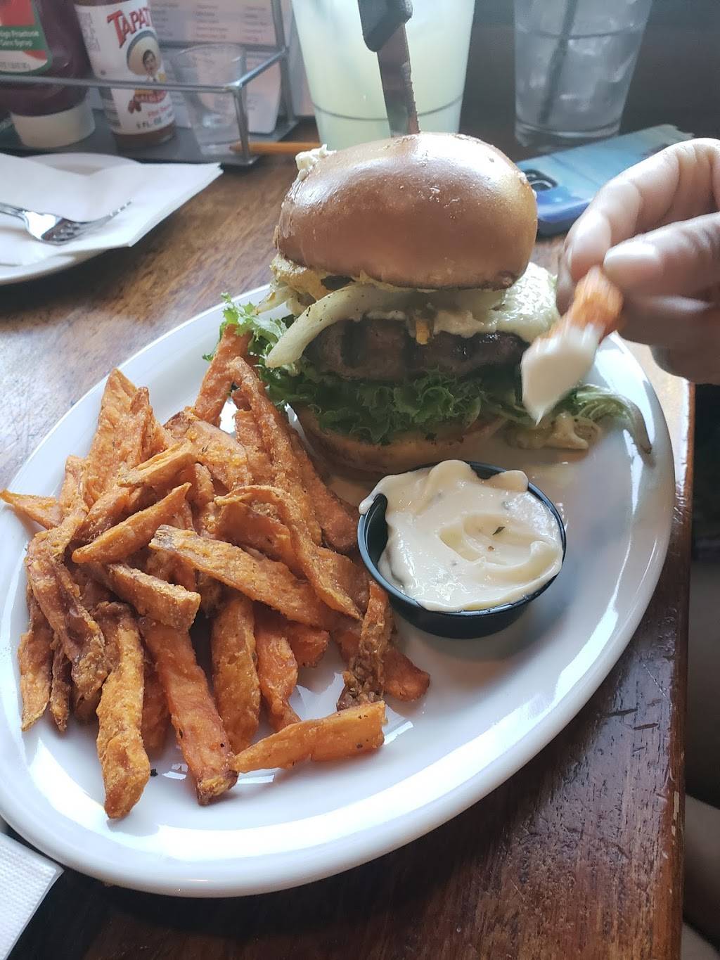 Slaters 50/50 | restaurant | 8009 Day Creek Blvd, Rancho Cucamonga, CA 91739, USA | 9094435066 OR +1 909-443-5066