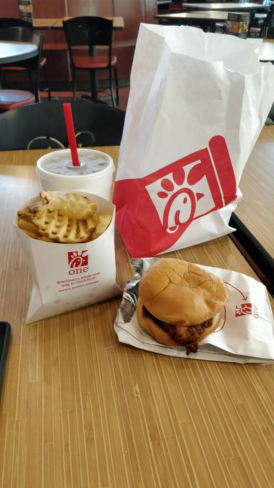 Chick-fil-A | restaurant | 2760 N Germantown Pkwy Ste 268, Memphis, TN 38133, USA | 9013823280 OR +1 901-382-3280