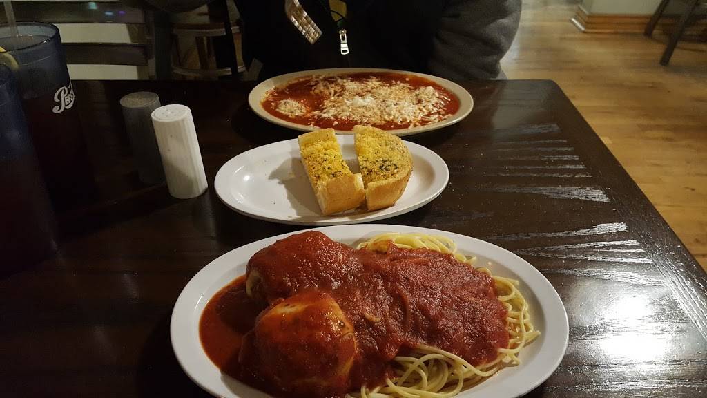 Lechugas Italian Restaurant | restaurant | 3609 Tejon St, Denver, CO 80211, USA | 3034551502 OR +1 303-455-1502