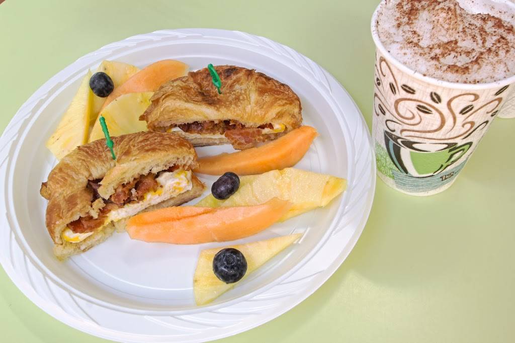 Cafe Delamar | restaurant | 326 Peruvian Ave Suite # 4, Palm Beach, FL 33480, USA | 5616593174 OR +1 561-659-3174