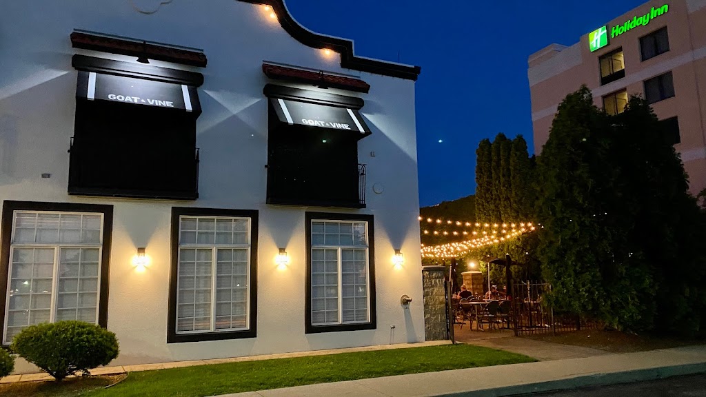 Goat & Vine Restaurant + Winery | restaurant | 195 Remington Blvd, Bolingbrook, IL 60440, USA | 6306340333 OR +1 630-634-0333