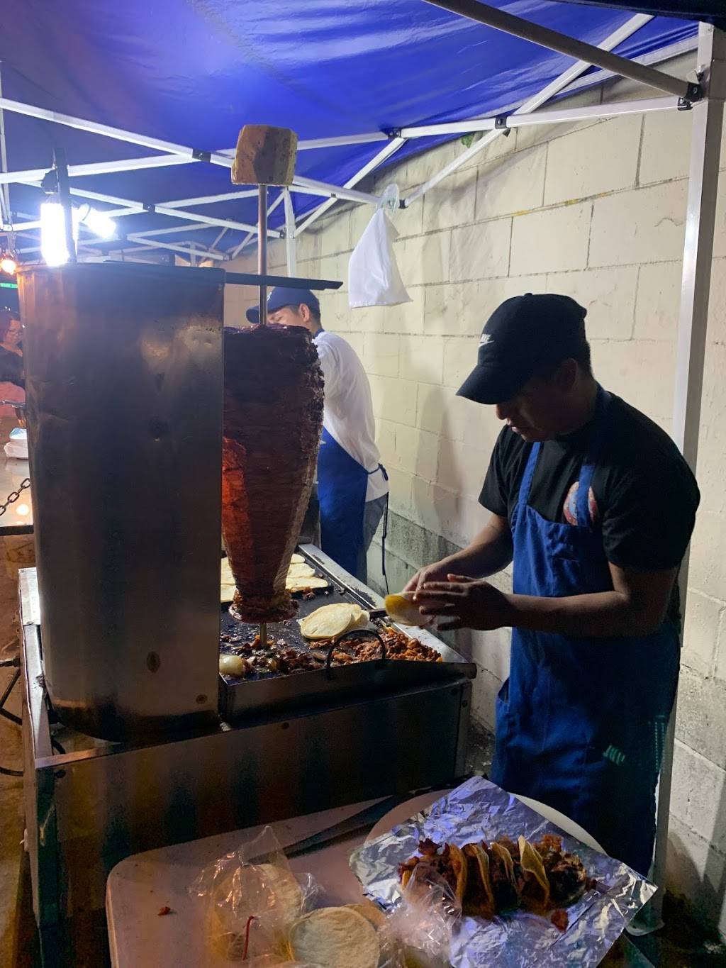 La Parrilla Loca | restaurant | Amar Rd, La Puente, CA 91744, USA | 3233071271 OR +1 323-307-1271