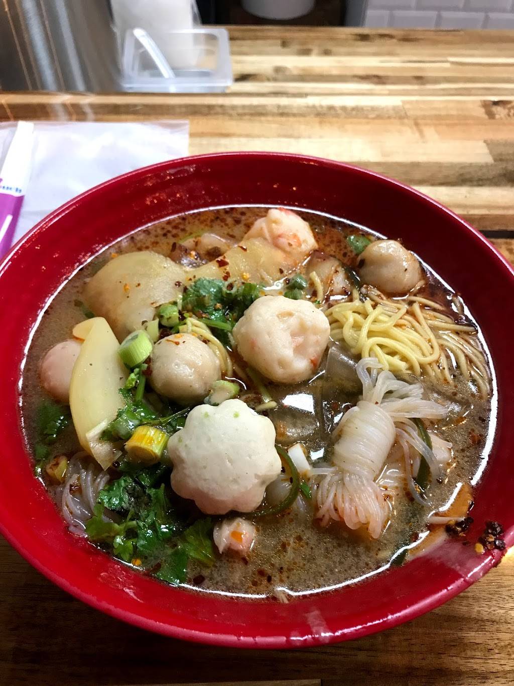 食来食往 - 自选骨汤麻辣烫 - Malatang - Spice and Aroma | restaurant | 108 Corporate Dr unit 21-22, Scarborough, ON M1H 3J1, Canada | 6477808851 OR +1 647-780-8851