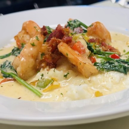 122 Hang Suite | restaurant | 122 W North St, Cleveland, MS 38732, USA | 6625454627 OR +1 662-545-4627