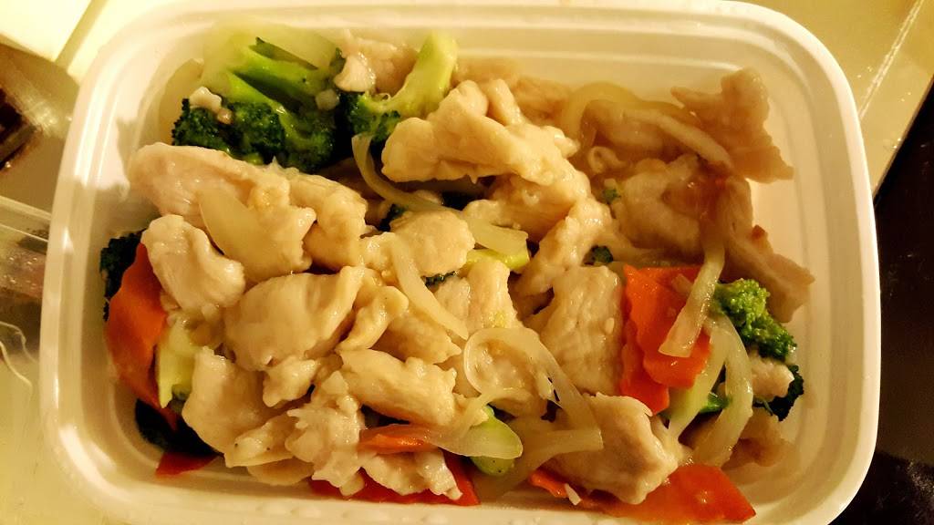 Family House Chinese Restaurant | restaurant | 35 W Schaumburg Rd, Schaumburg, IL 60194, USA | 8474665203 OR +1 847-466-5203