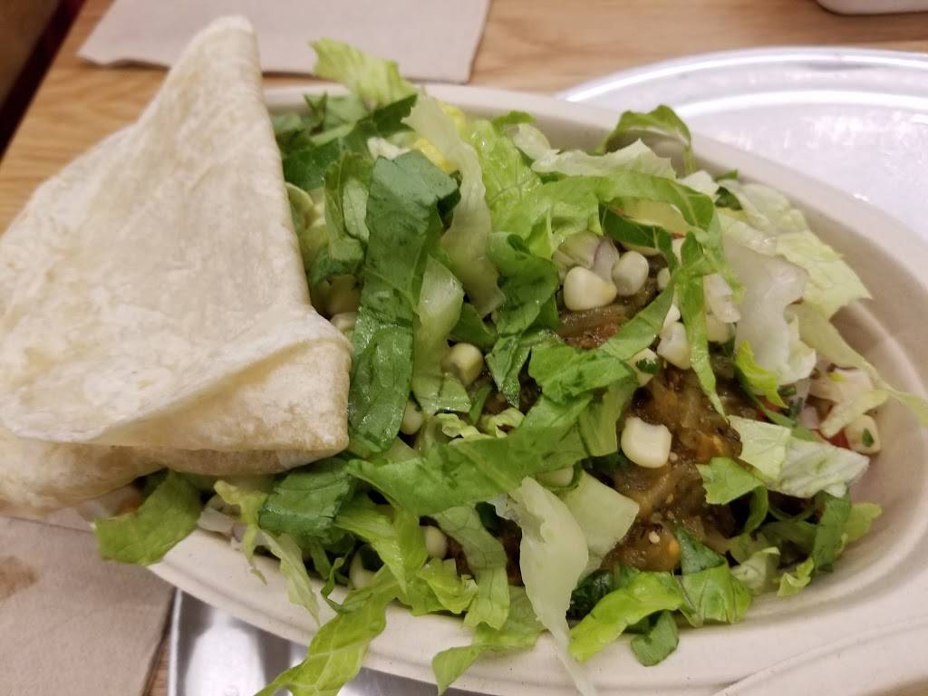 Chipotle Mexican Grill | restaurant | 8790 W Boynton Beach Blvd Building B1, Boynton Beach, FL 33472, USA | 5617399871 OR +1 561-739-9871