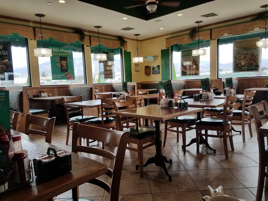 Farmer Boys | restaurant | 27250 W 5th St, Highland, CA 92346, USA | 9098626900 OR +1 909-862-6900