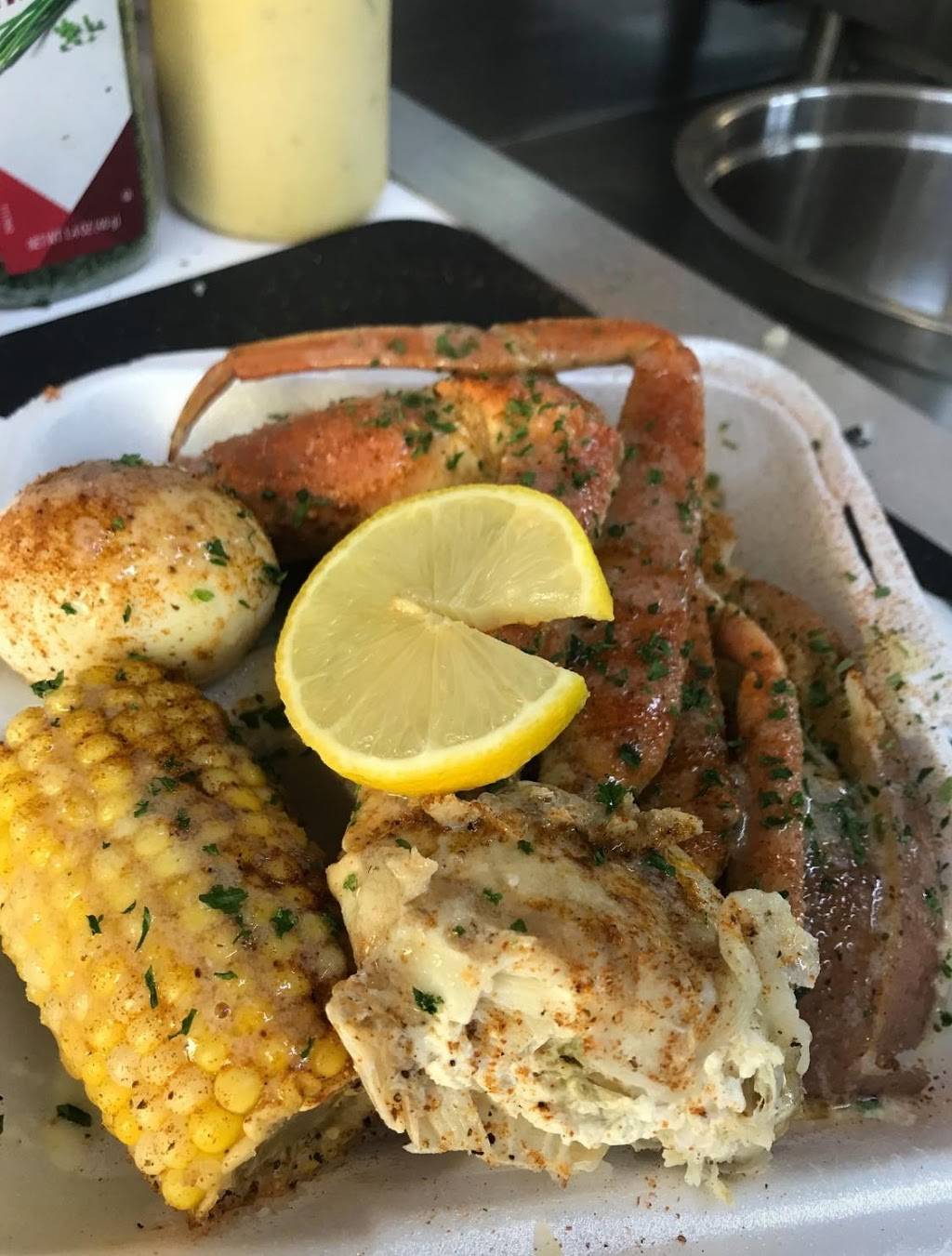 Crab Trap | restaurant | 4803 Brainerd Rd, Chattanooga, TN 37411, USA | 4233220729 OR +1 423-322-0729
