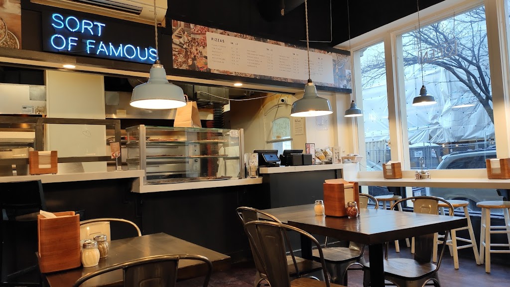 The Upper Crust Pizzeria | restaurant | 20 Charles St, Boston, MA 02114, USA | 6177239600 OR +1 617-723-9600