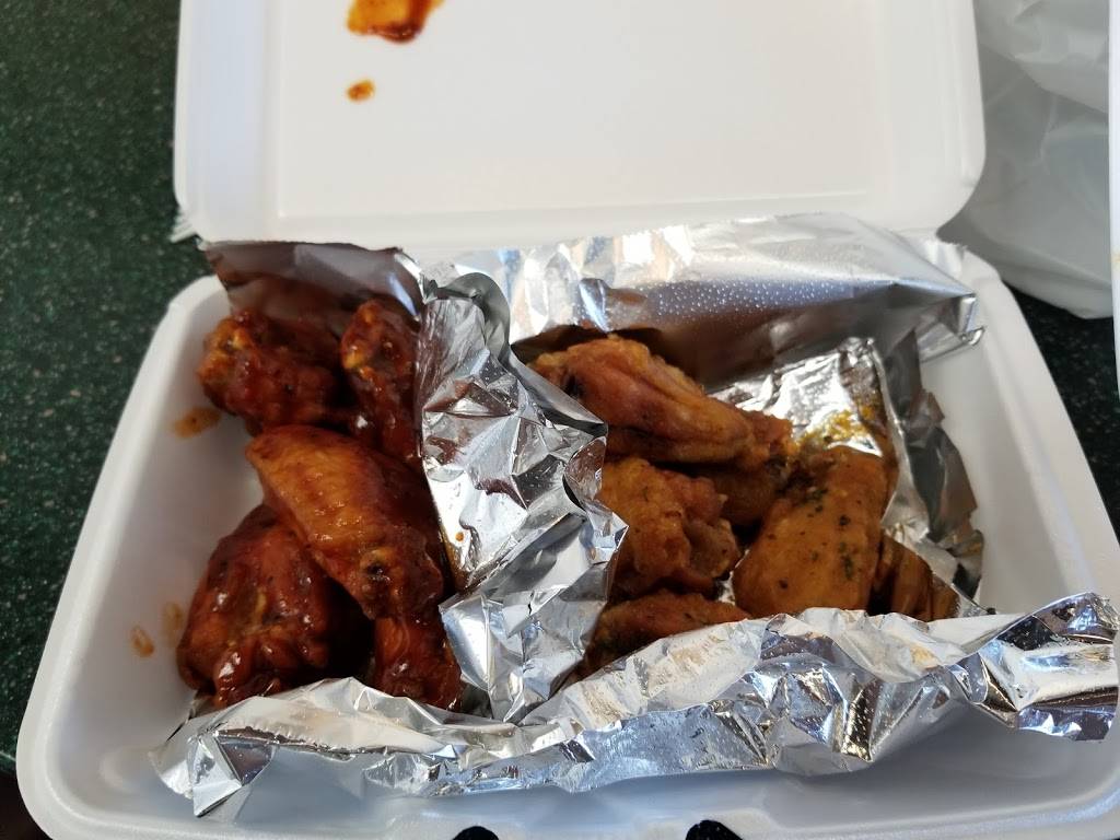 Wings & Pot | restaurant | 2108 W Manchester Ave, Los Angeles, CA 90047, USA | 3239207575 OR +1 323-920-7575