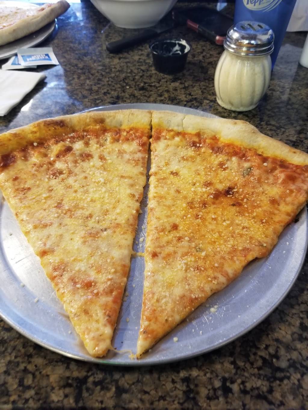 Juniors Pizza and more | restaurant | 3920 N Dean Rd, Orlando, FL 32817, USA | 4076779000 OR +1 407-677-9000