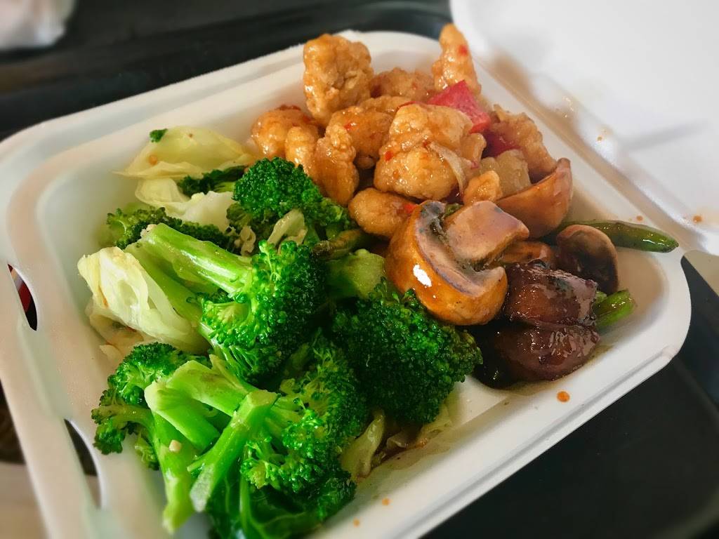 Panda Express | restaurant | 30766 Woodward Ave, Royal Oak, MI 48073, USA | 2485490786 OR +1 248-549-0786