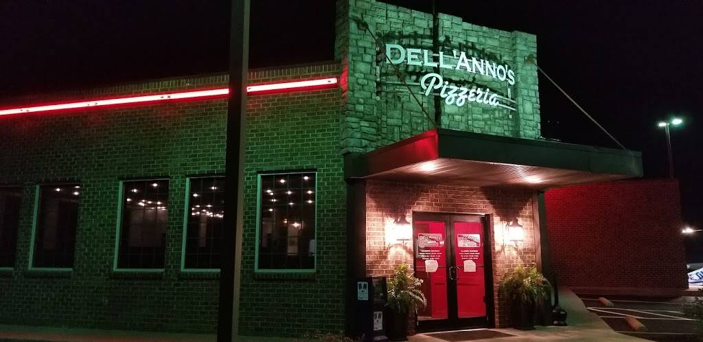Dell Annos Pizzeria | restaurant | 10378 Martinsville Hwy, Danville, VA 24541, USA | 4346852220 OR +1 434-685-2220