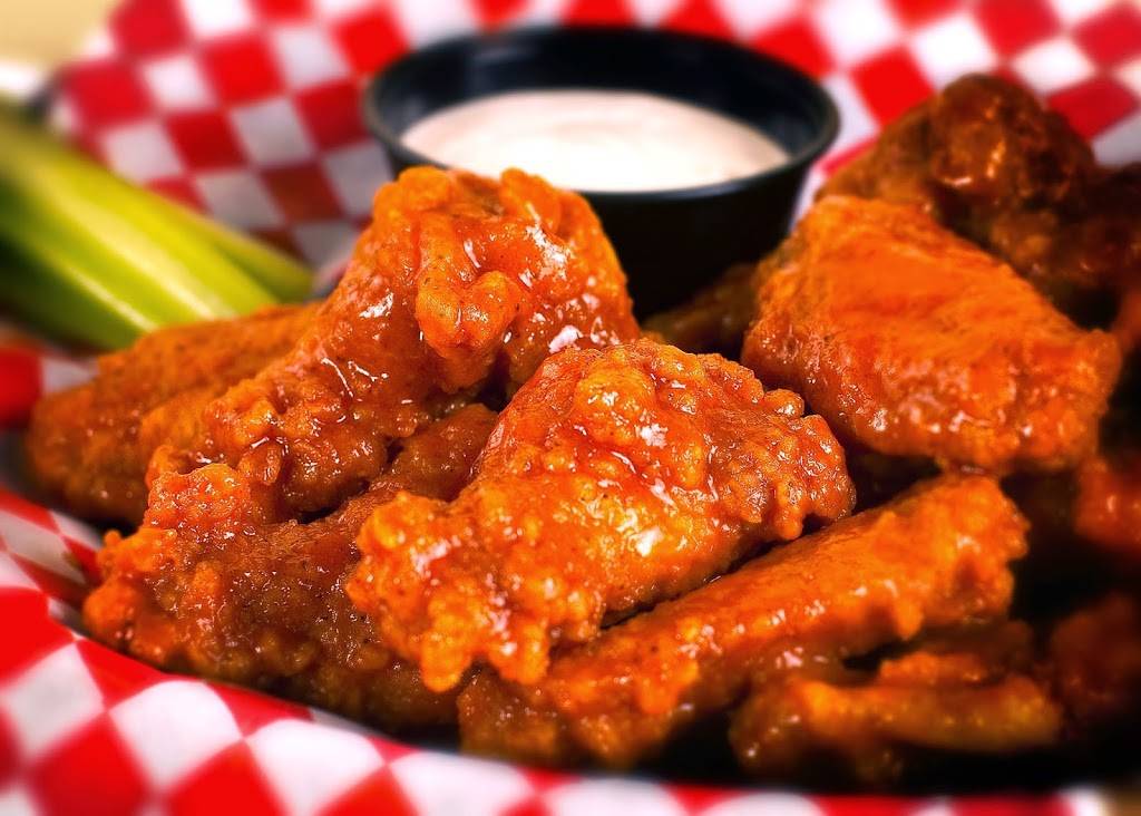 Calhouns in Turkey Creek | restaurant | 625 Turkey Cove Ln, Knoxville, TN 37934, USA | 8652881600 OR +1 865-288-1600