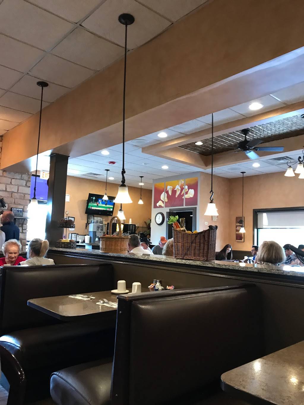 Les Brothers Restaurant | restaurant | 7730 95th St, Hickory Hills, IL 60457, USA | 7082330333 OR +1 708-233-0333