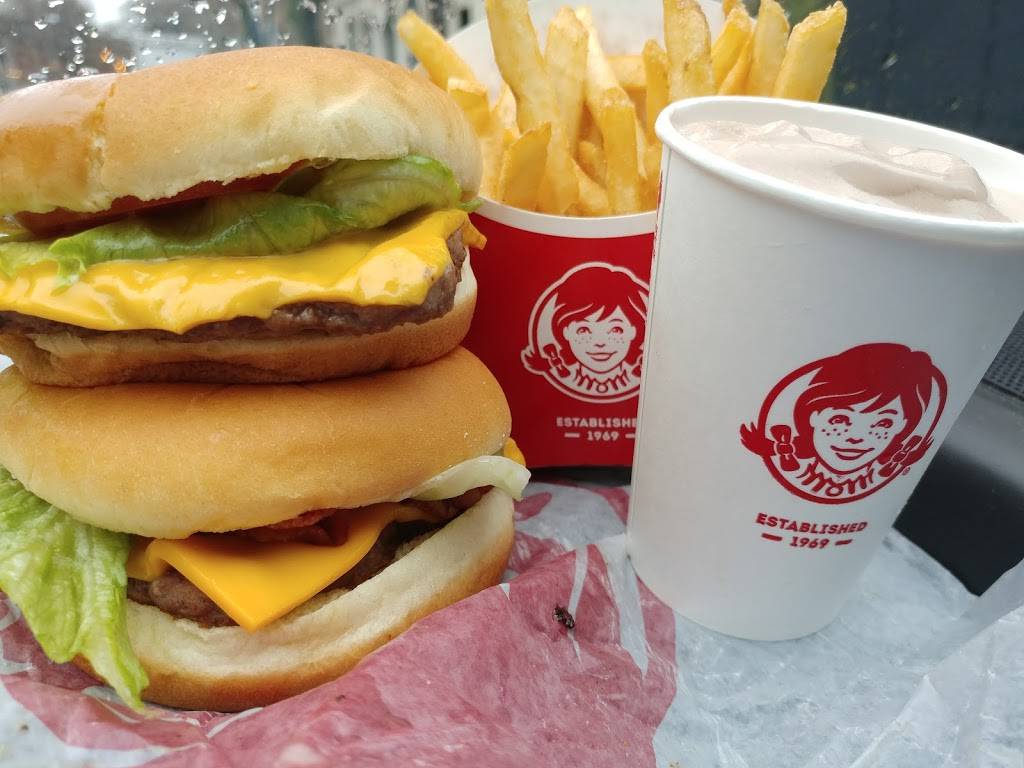 Wendys | restaurant | 1623 W Division St, Chicago, IL 60622, USA | 7734862344 OR +1 773-486-2344