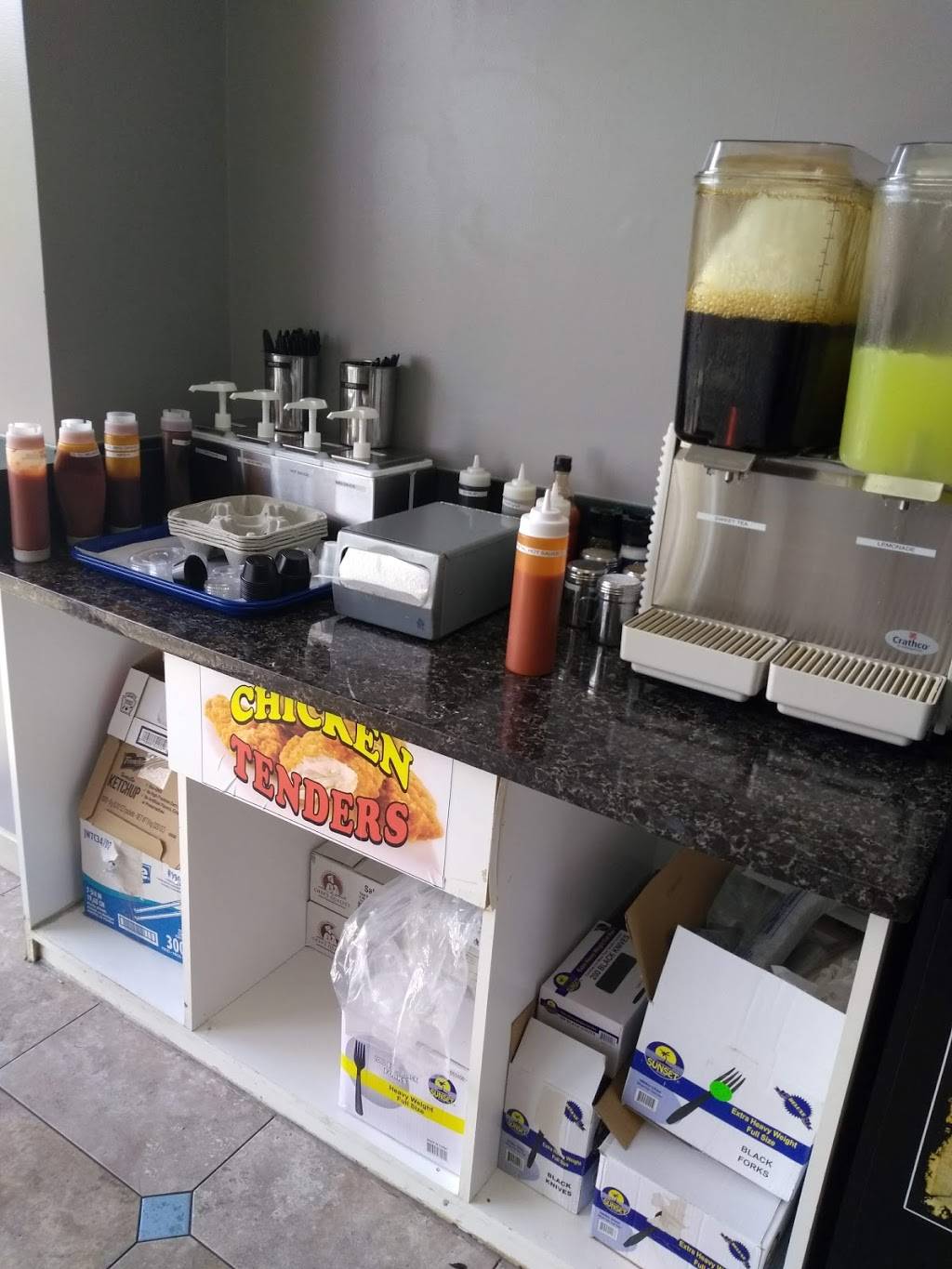 J’s Soul Food Kitchen | restaurant | 4451 Crain Hwy, White Plains, MD 20695, USA | 3016326100 OR +1 301-632-6100