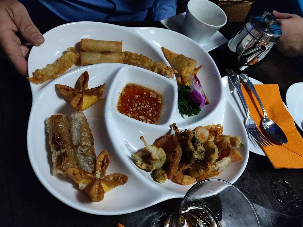 Sila Thai Restaurant | restaurant | 3828 49th St N, St. Petersburg, FL 33709, USA | 7274988560 OR +1 727-498-8560