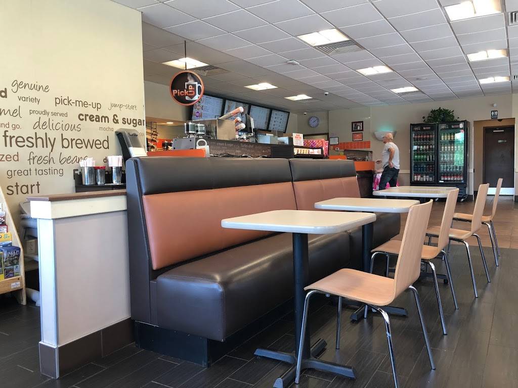 Dunkin | bakery | 1946 White Mountain Hwy, North Conway, NH 03860, USA | 6033565676 OR +1 603-356-5676