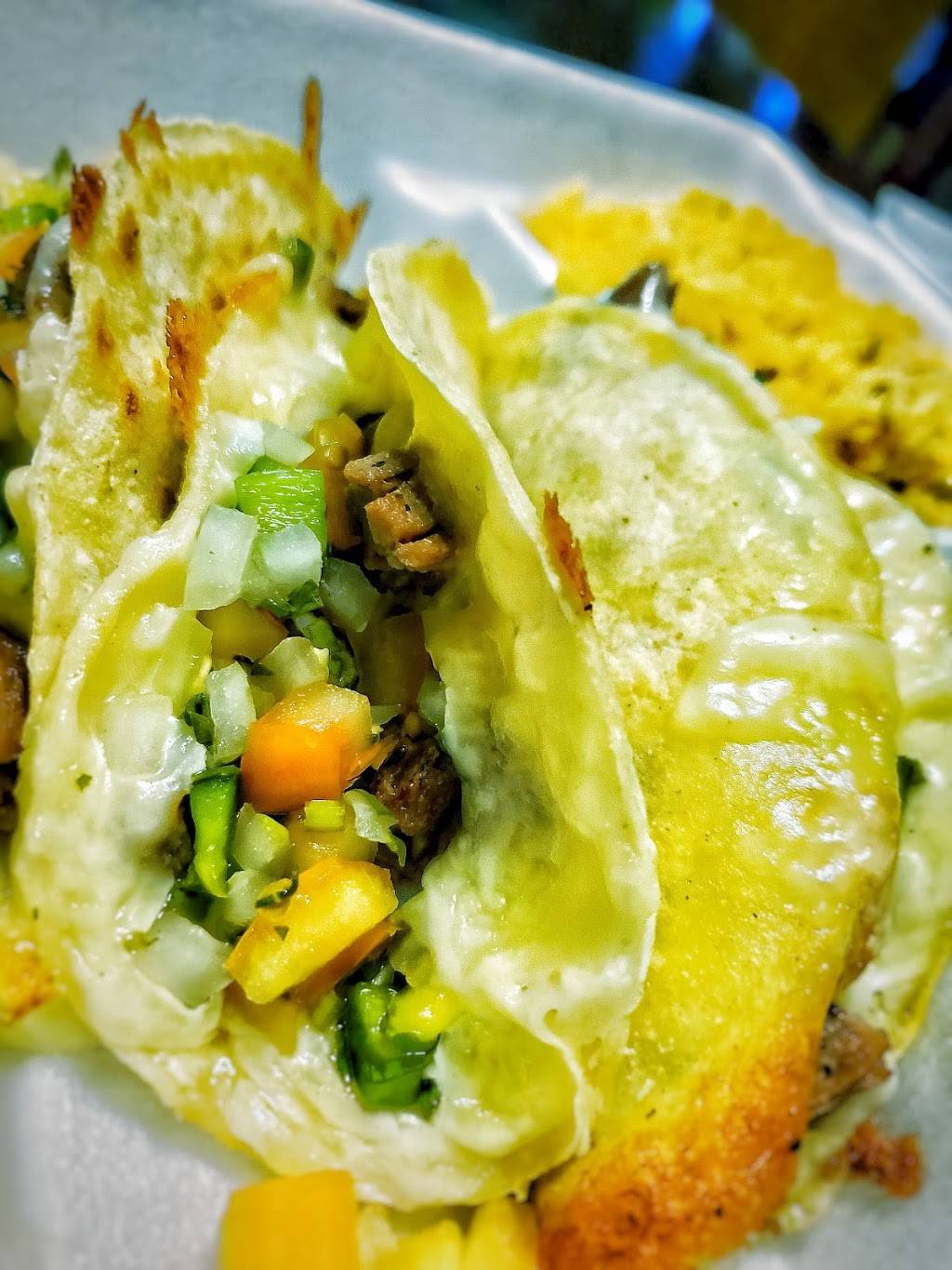 Aarons Kitchen | restaurant | 7031 FM 1960, Humble, TX 77346, USA | 8326449942 OR +1 832-644-9942