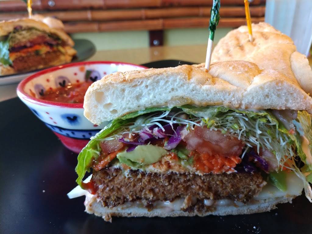 The Green Room Cafe | restaurant | 222 N 1st St, Cocoa Beach, FL 32931, USA | 3218680203 OR +1 321-868-0203