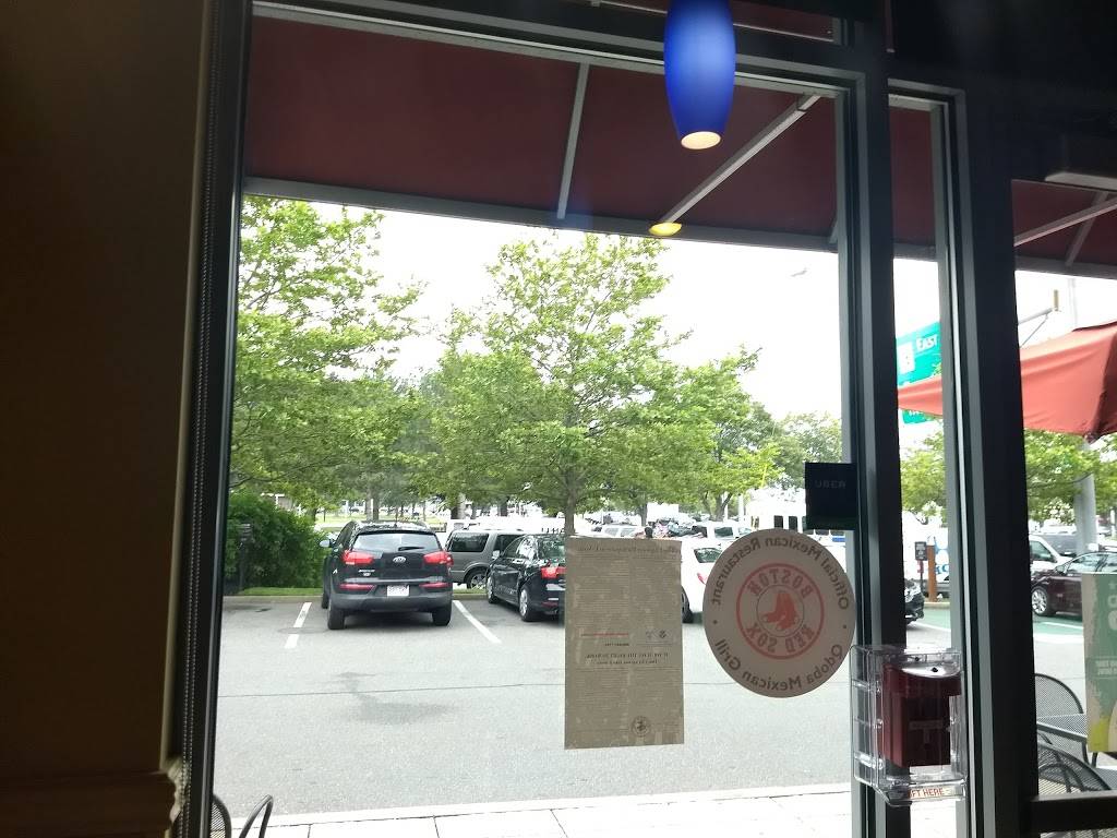 QDOBA Mexican Eats | restaurant | 523 Fellsway, Medford, MA 02155, USA | 3396749010 OR +1 339-674-9010