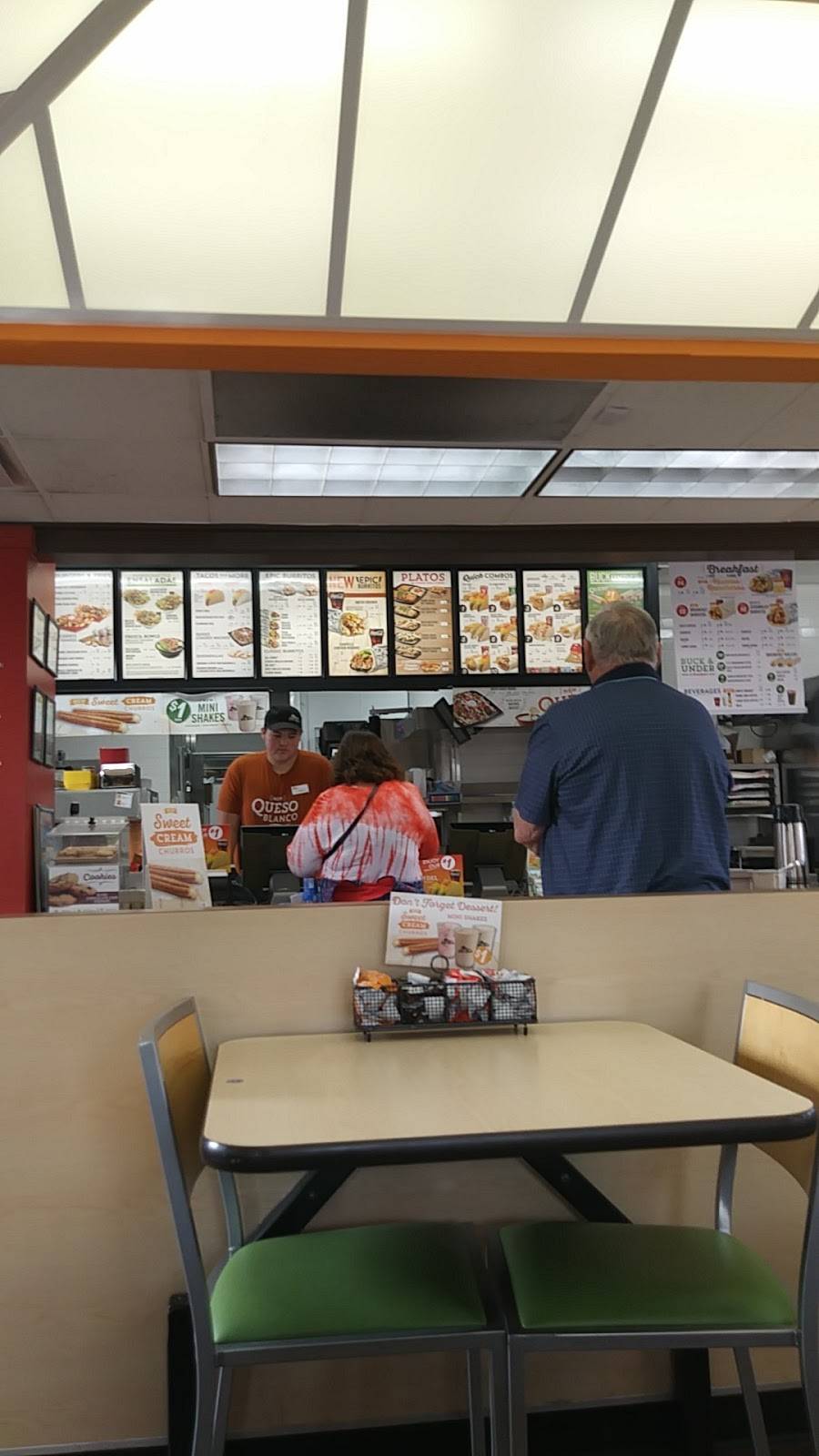 Del Taco | meal takeaway | 1398 Foothill Blvd, La Verne, CA 91750, USA | 9095969406 OR +1 909-596-9406