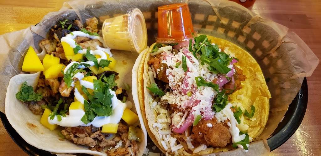 Torchys Tacos | restaurant | 2050 24th Ave NW Ste 130, Norman, OK 73069, USA | 4053640286 OR +1 405-364-0286