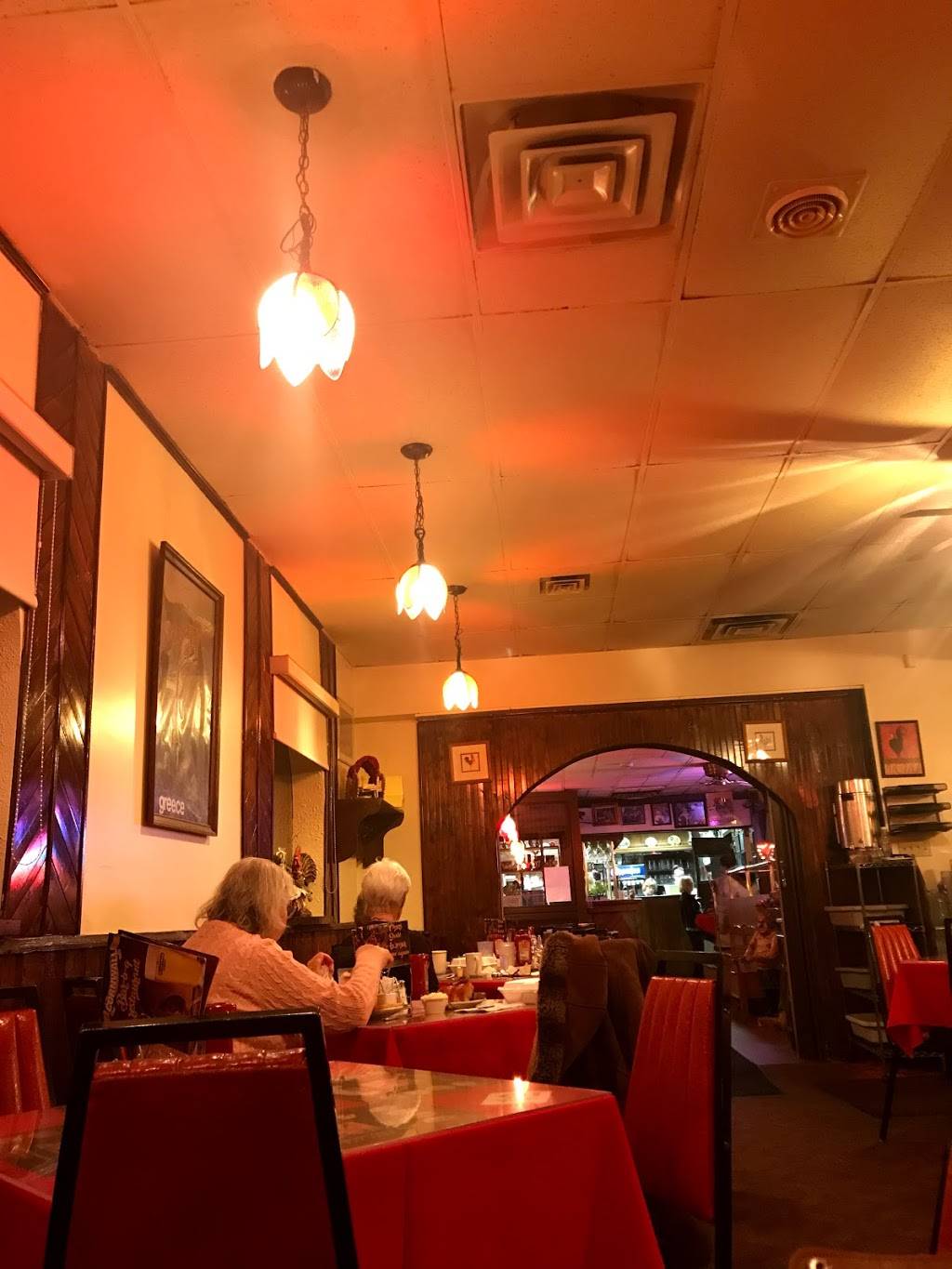 Cornwall BBQ Fine Dining | restaurant | 436 Second St W, Cornwall, ON K6J 1H1, Canada | 6139331000 OR +1 613-933-1000