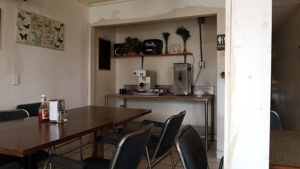 Pit Stop Bar-B-Q Plus | restaurant | 3242, 254 Hobart St, San Antonio, TX 78237, USA | 2104385405 OR +1 210-438-5405