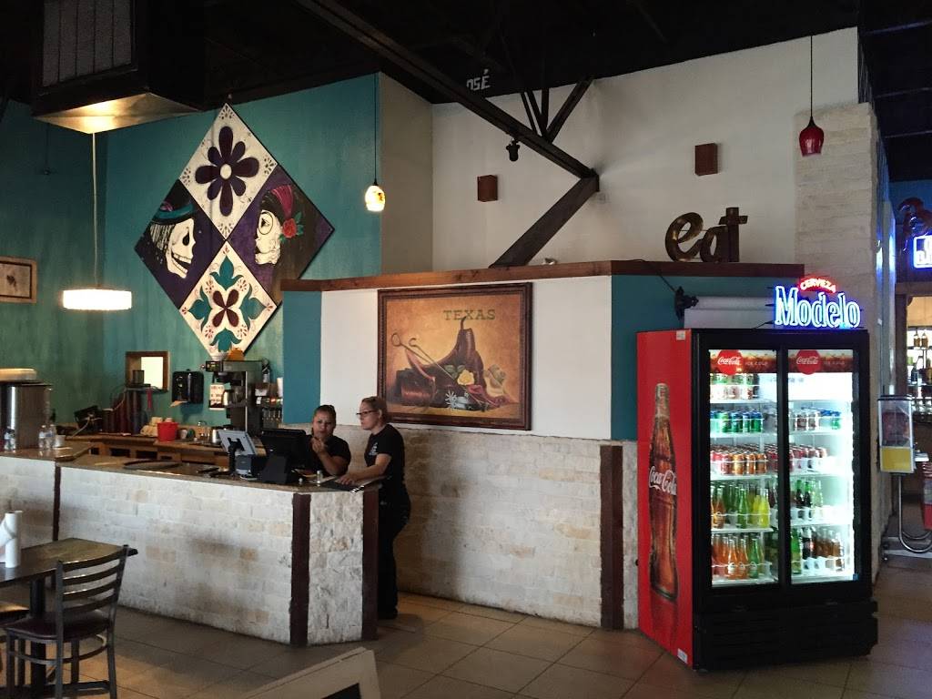 Guadalajara Bar And Grill | restaurant | 107 W Way St, Lake Jackson, TX 77566, USA | 9792928448 OR +1 979-292-8448