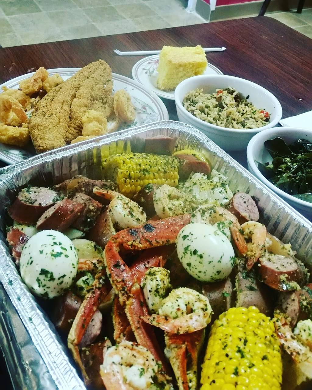 TMarie’s Homestyle Foods and Seafood | restaurant | 2414 Patrick Ave, Omaha, NE 68111, USA | 4024523324 OR +1 402-452-3324