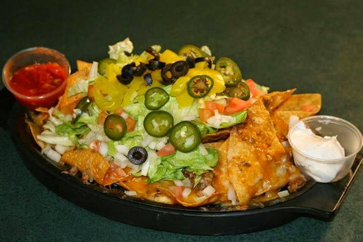 McVees | night club | 23380 Telegraph Rd, Southfield, MI 48033, USA | 2483528243 OR +1 248-352-8243